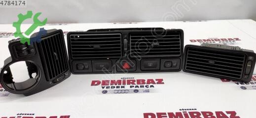 Volkswagen Golf Havalandırma Izgaraları 1J1815715A çıkma parça