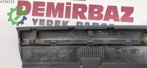 Volkswagen Bora Teyp 1J0853189A çıkma parça