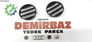 Volkswagen Golf 1997-2005 Sağ Havalandırma Izgaraları 1J0819705 Çıkma