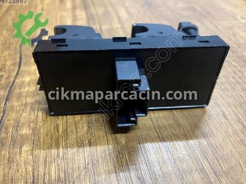 Volkswagen Passat Kapı (Ön Sol) 5G0959857E çıkma parça