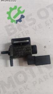 VW GOLF BORA PASSAT POLO SELENOİD VALFİ 037906283C