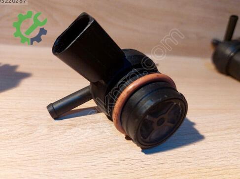 Volkswagen Bora Solenoid çıkma parça
