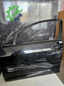 VW Golf Sol Ön Kapı Parçası – 5G4831055
