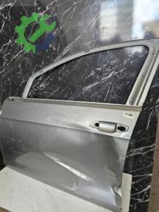 VW Golf Sol Ön Kapı Parçası 5G4831055 – Oto Çıkma Parçalar