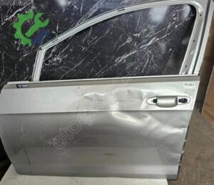 VW Golf Sol Ön Kapı Parçası – Orijinal 5G4831055