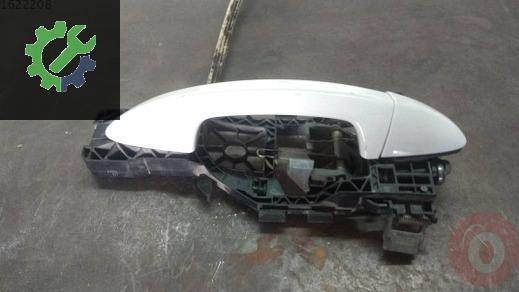 Volkswagen Passat Sağ Ön Kapı Kilidi 3C0837886J-3C0837206 çıkma parça