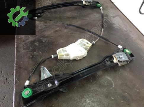 Volkswagen Passat Sağ Ön Cam Krikosu çıkma parça