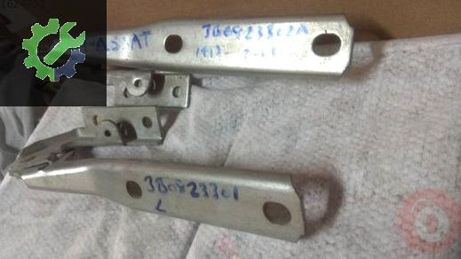 Volkswagen Passat Kapı Menteşesi 3B0823302A çıkma parça