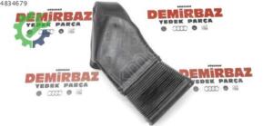 Çıkma Orijinal Su Borusu Volkswagen Passat 2000-2005 3B0129565