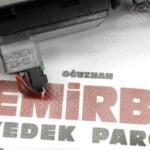 Volkswagen Passat 2006-2011 Cam Düğme Çerçevesi 3C1867171B Çıkma