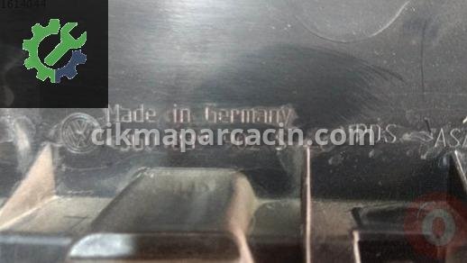 Volkswagen Passat Kapı Çıtası 3G0839902S çıkma parça