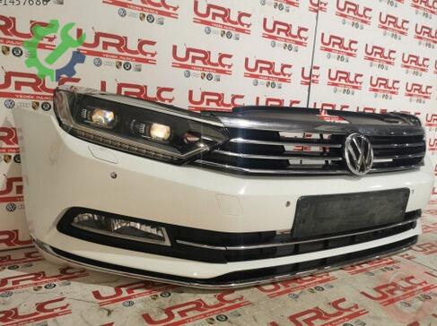 Volkswagen Passat Ön Tampon çıkma parça