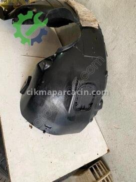 Volkswagen Passat Davlumbaz 3G0805969 çıkma parça