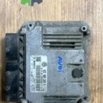 VW Passat CC için 03C907309M Motor Beyni