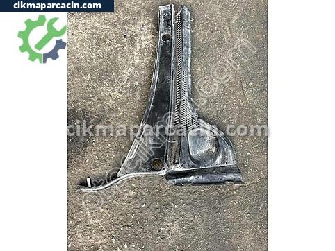 Volkswagen Passat Ön Cam Izgarası çıkma parça