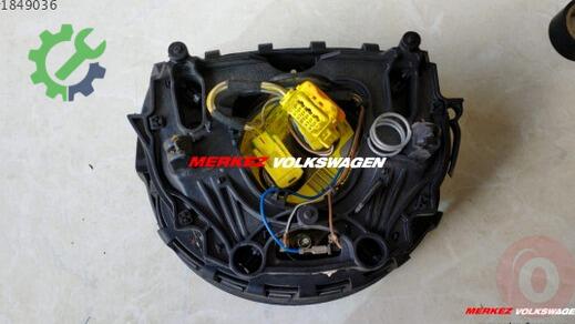 Volkswagen Passat Direksiyon Airbag 3C0880201 çıkma parça