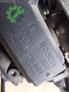 Volkswagen Polo Gaz Kelebeği 0438201502 çıkma parça