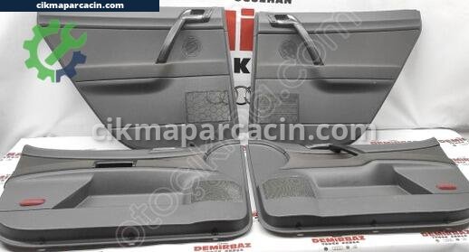Volkswagen Polo Kapı Döşemesi çıkma parça