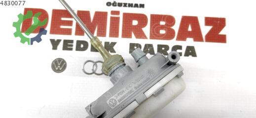 Volkswagen Polo Merkezi Kilit Motoru 6N0862159 çıkma parça
