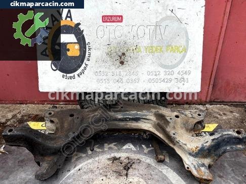 Volkswagen Polo Ön Travers çıkma parça