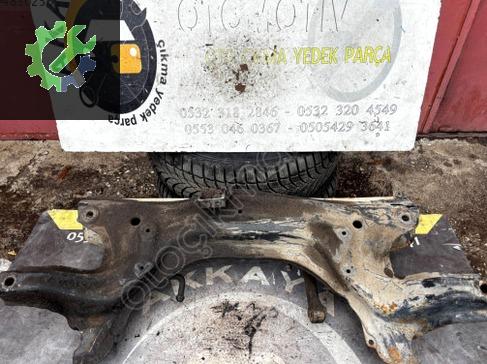 Volkswagen Polo Ön Travers 1994-2002 çıkma parça