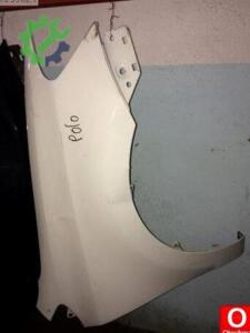 VW POLO ÖN ÇAMURLUK VE TÜM ORJİNAL CIKMA PARÇALARI