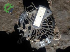 Volkswagen Polo Şarj Dinamosu Çıkma