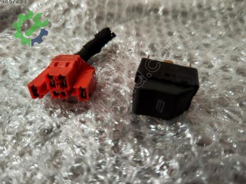Volkswagen Polo Cam Düğmesi çıkma parça