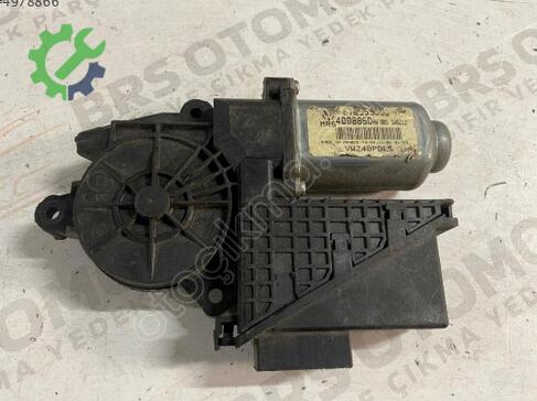 Volkswagen Transporter Cam Motoru çıkma parça