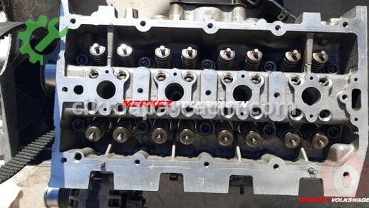 Volkswagen Scirocco Silindir Kapağı 04E103404AS çıkma parça