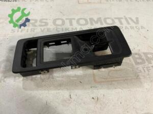 VW TRANSPORTER T7 SOL ÖN CAM AÇMA DÜĞME ÇERÇEVESİ 7E5867255B