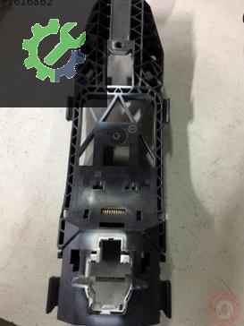 Volkswagen Polo Sağ Ön Kapı Kolu 5N0839885H çıkma parça
