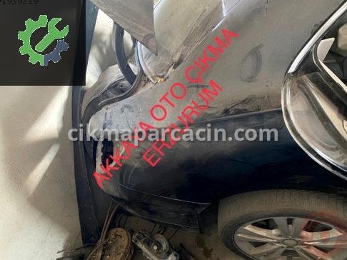 Mercedes-Benz CLA Sağ Arka Çamurluk çıkma parça