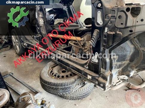 Mercedes-Benz CLA Biyel çıkma parça