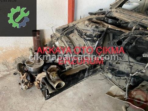 Mercedes-Benz CLA Sağ Ön Taşıyıcı çıkma parça