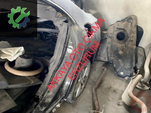 Mercedes-Benz CLA Sol Arka Çamurluk çıkma parça