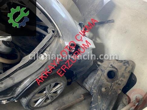 Mercedes-Benz CLA Sol Arka Çamurluk çıkma parça
