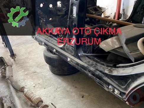 Mercedes-Benz CLA Biyel çıkma parça