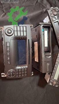 Mercedes-Benz C Serisi Cd Changer çıkma parça