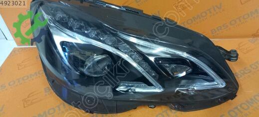 Mercedes-Benz E Serisi Sağ Ön Far çıkma parça
