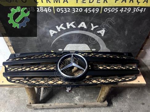 Mercedes-Benz Vito Ön Panjur çıkma parça