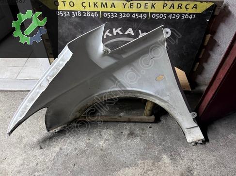 Mercedes-Benz Vito Sağ Ön Çamurluk çıkma parça