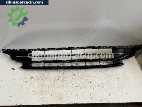 Volkswagen Passat Tampon Izgarası çıkma parça