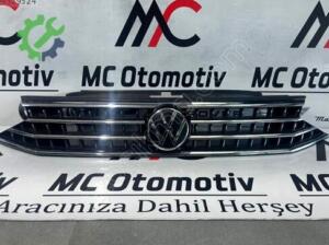 Volkswagen Passat 2019-2025 Orijinal Çıkma Ön Panjur