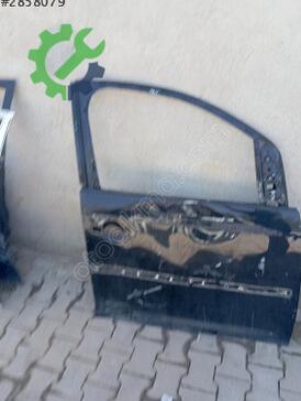 Volkswagen Caddy Sağ Ön Kapı çıkma parça