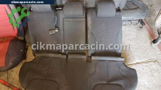 Volkswagen Passat Arka Koltuk çıkma parça