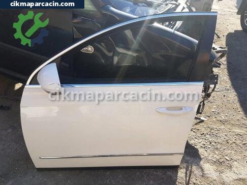 Volkswagen Passat Sol Ön Kapı Kolu çıkma parça