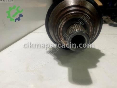 Volkswagen Caddy Sol Aks çıkma parça