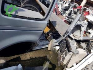 WV CADDY SAĞ ARKA ÇAMURLUK BEYAZ KESME ORJİNAL