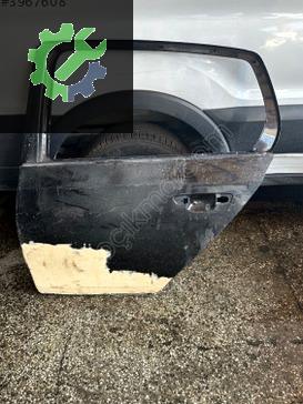 Volkswagen Golf Sol Arka Kapı çıkma parça